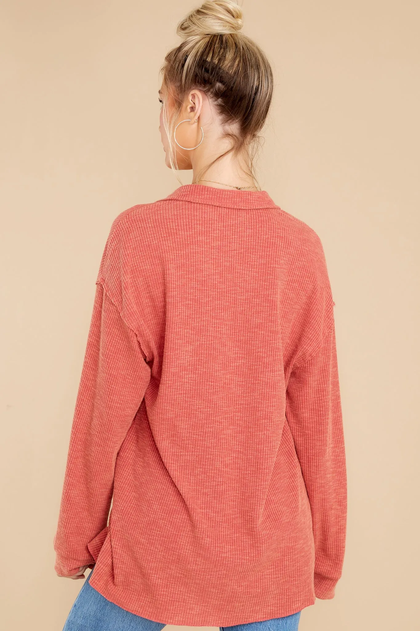 Climbing Higher Clay Red Top