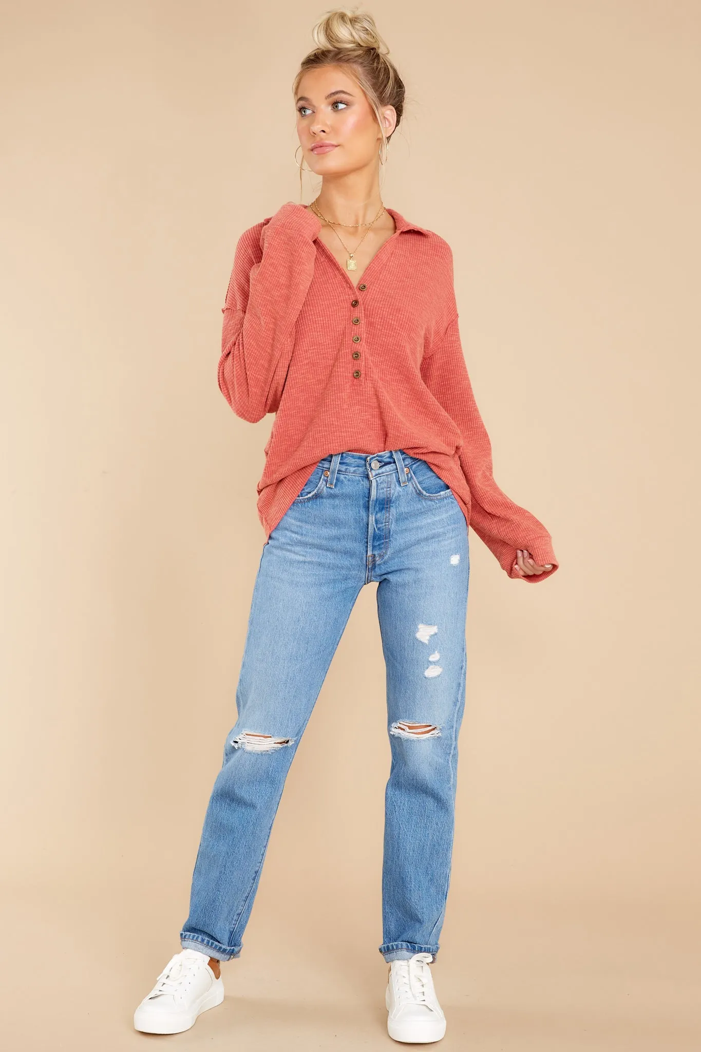 Climbing Higher Clay Red Top