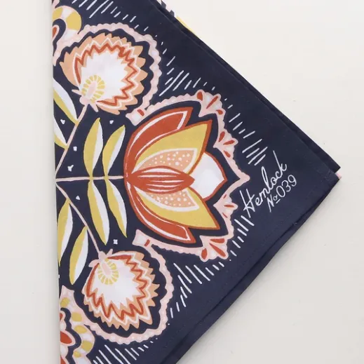 Handker Bandana: No. 039 Elsie Navy Floral